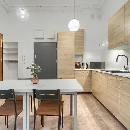 Kamienica Centrum Nr 4 * שצ'צ'ין